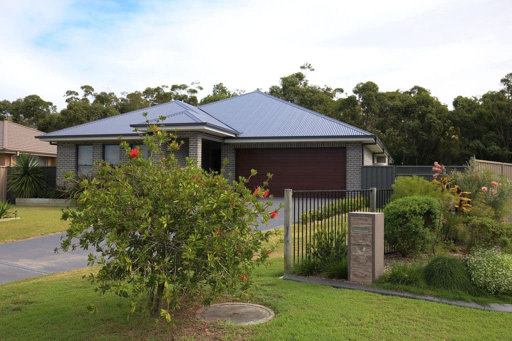 37 Martin Circuit, Tea Gardens - Thumbnail 3