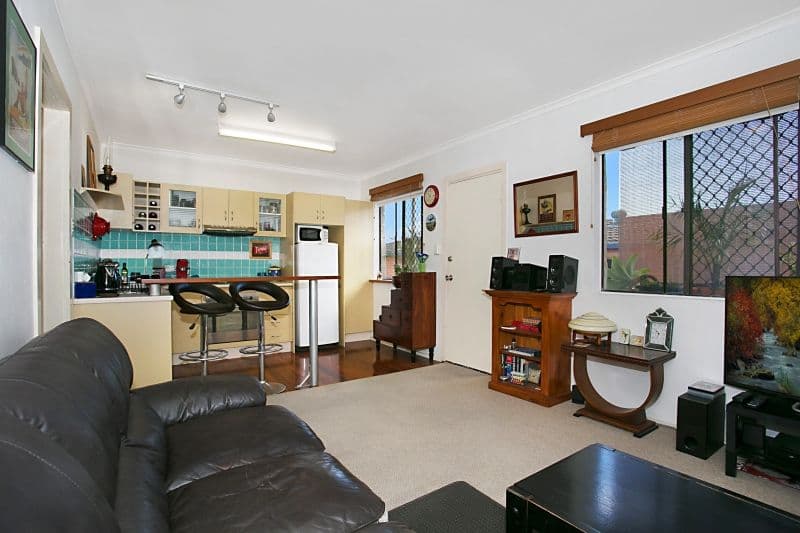 5 'Costa Brava' 2315 Gold Coast Highway, Mermaid Beach QLD 4218, Mermaid Beach - Thumbnail 3