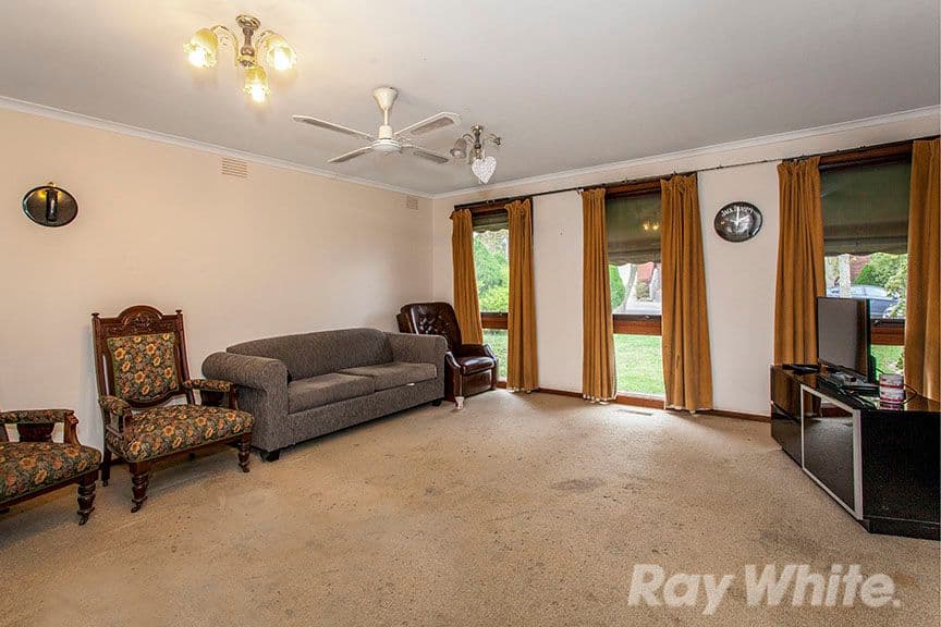11 Erie Avenue, Rowville VIC 3178, Rowville - Thumbnail 2