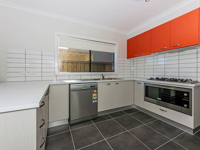 49 Sissinghurst Street, Truganina VIC 3029, Truganina - Thumbnail 3