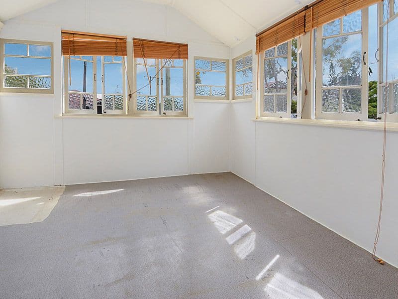 11 Bradley Avenue, Kedron QLD 4031, Kedron - Thumbnail 5
