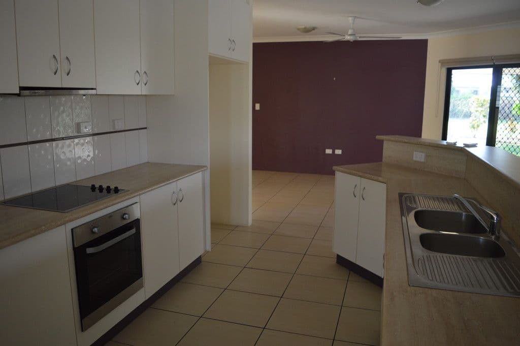 9 Liddy Crescent, Farrar NT 0830, Farrar - Thumbnail 2