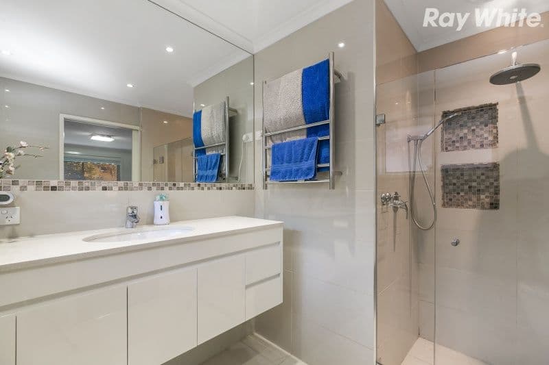 28 Burlington Crescent, Wantirna VIC 3152, Wantirna - Thumbnail 5