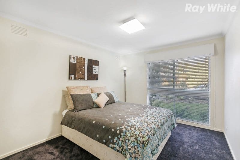 28 Burlington Crescent, Wantirna VIC 3152, Wantirna - Thumbnail 3