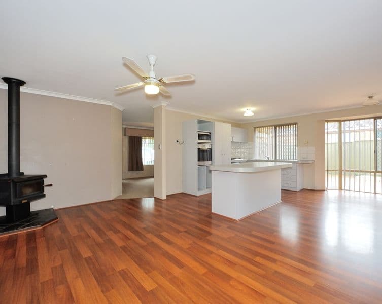 15 Moreton Crescent, Warnbro WA 6169, Warnbro - Thumbnail 8