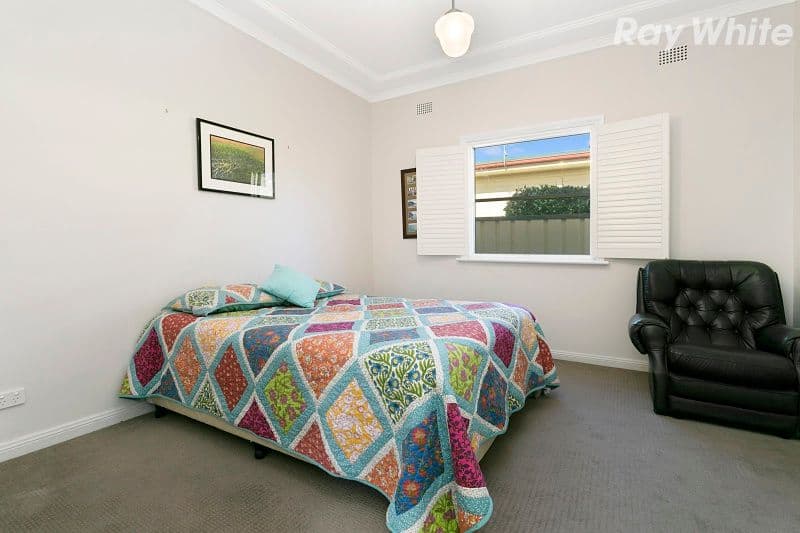 55 Mirreen Avenue, Davistown - Thumbnail 8