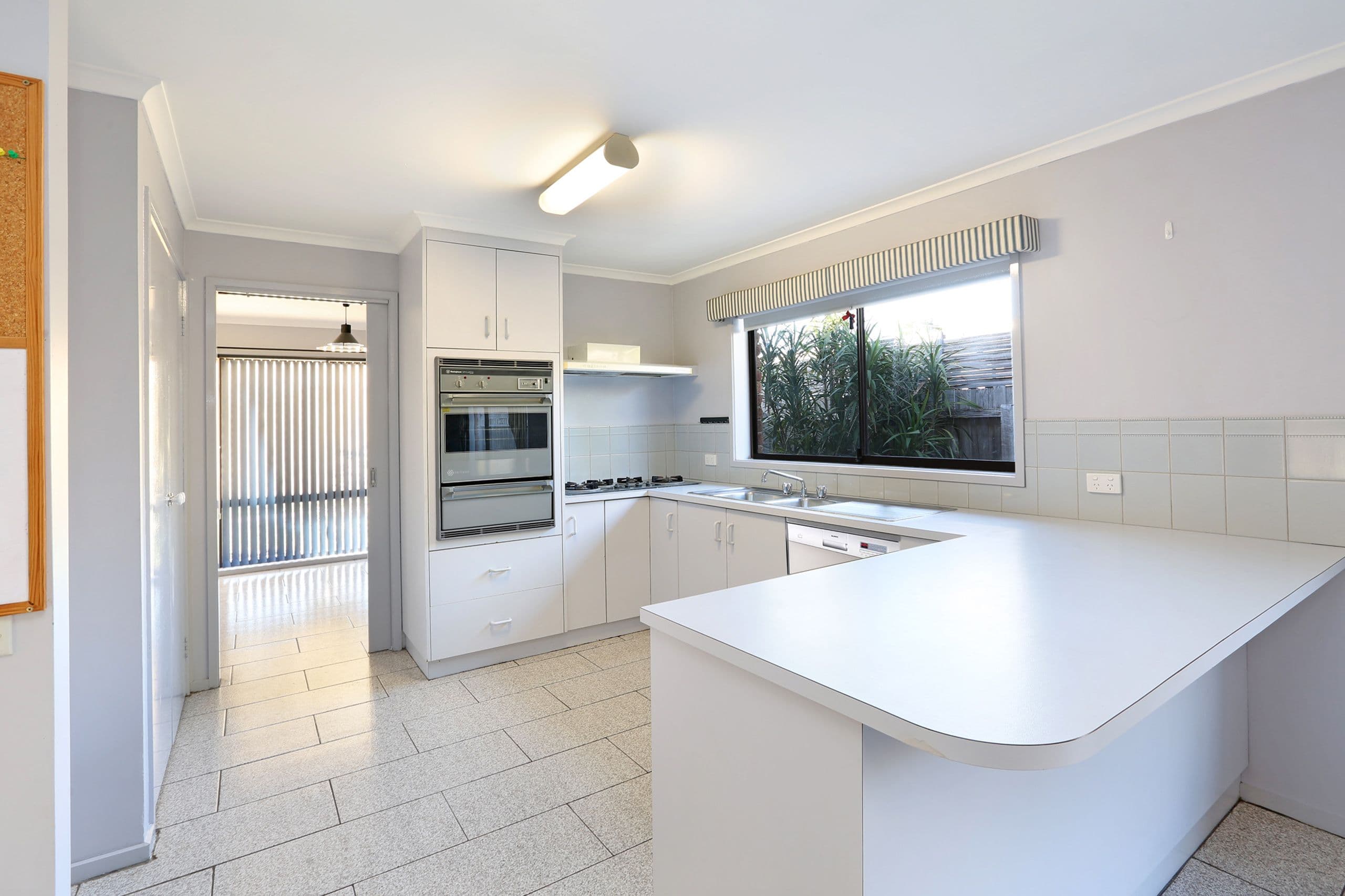 7 Sandalwood Court, Grovedale VIC 3216, Grovedale - Thumbnail 2