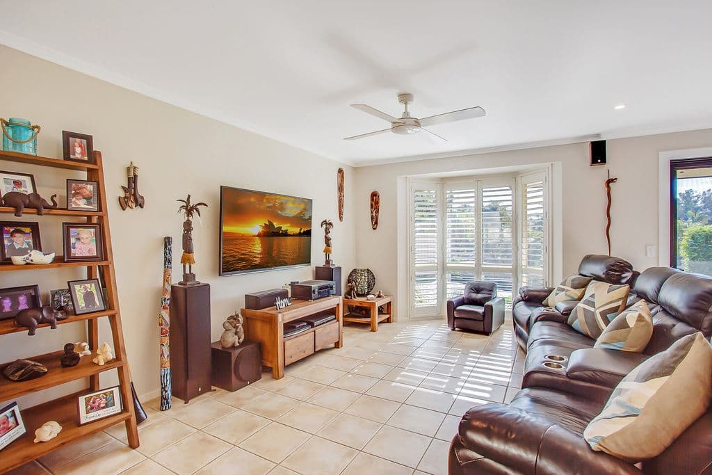84 Petherbridge Avenue, Merrimac QLD 4226, Merrimac - Thumbnail 4