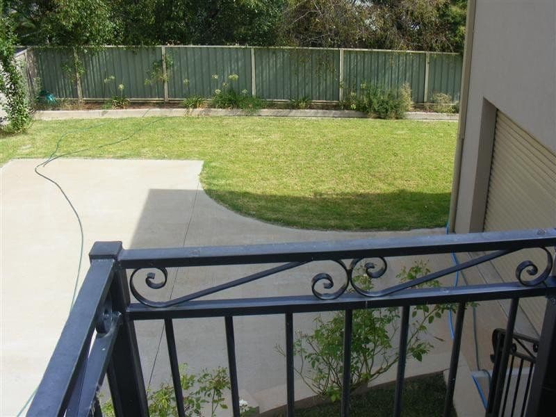 22 Acacia Circuit, Cowra - Thumbnail 7