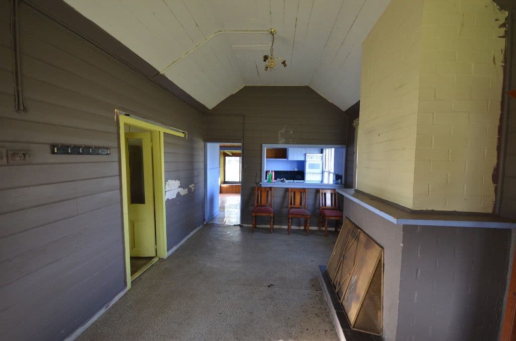 10 Ferrers Street, Lismore VIC 3324, Lismore - Thumbnail 3