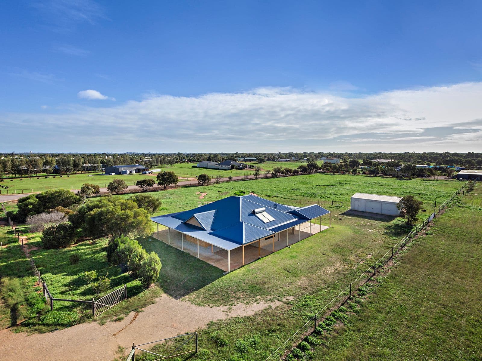 16 Polwarth Parade, Deepdale WA 6532, Deepdale - Image 1