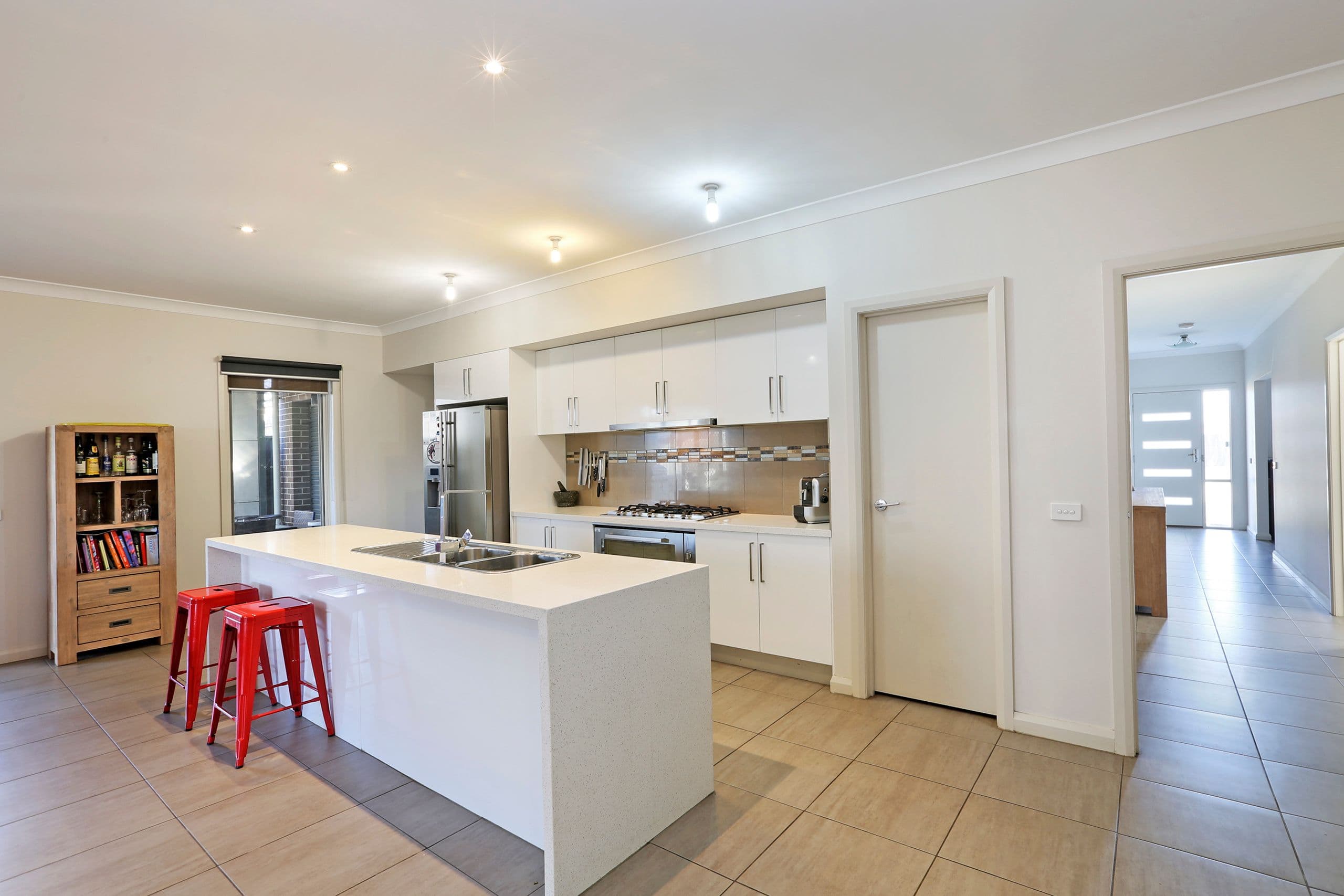 9 Weerana Way, Lara VIC 3212, Lara - Thumbnail 2