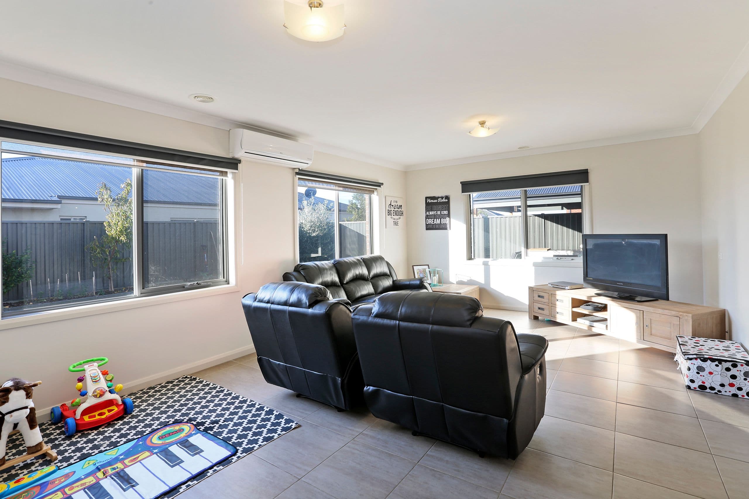 9 Weerana Way, Lara VIC 3212, Lara - Thumbnail 5