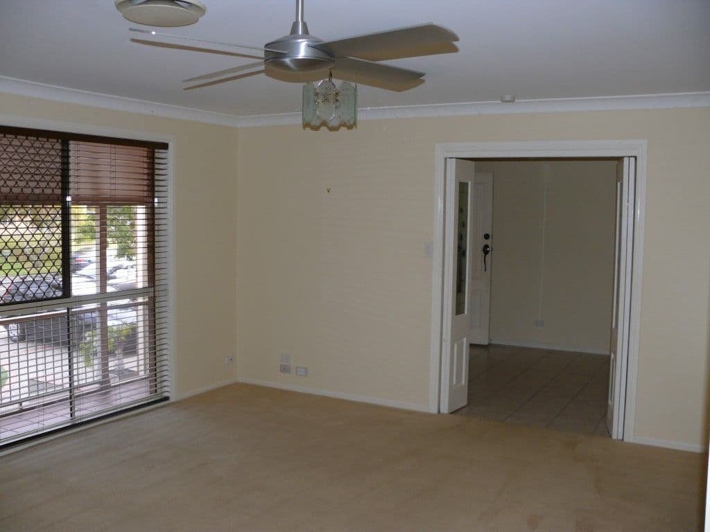 16 Gippsland Drive, Helensvale QLD 4212, Helensvale - Thumbnail 4