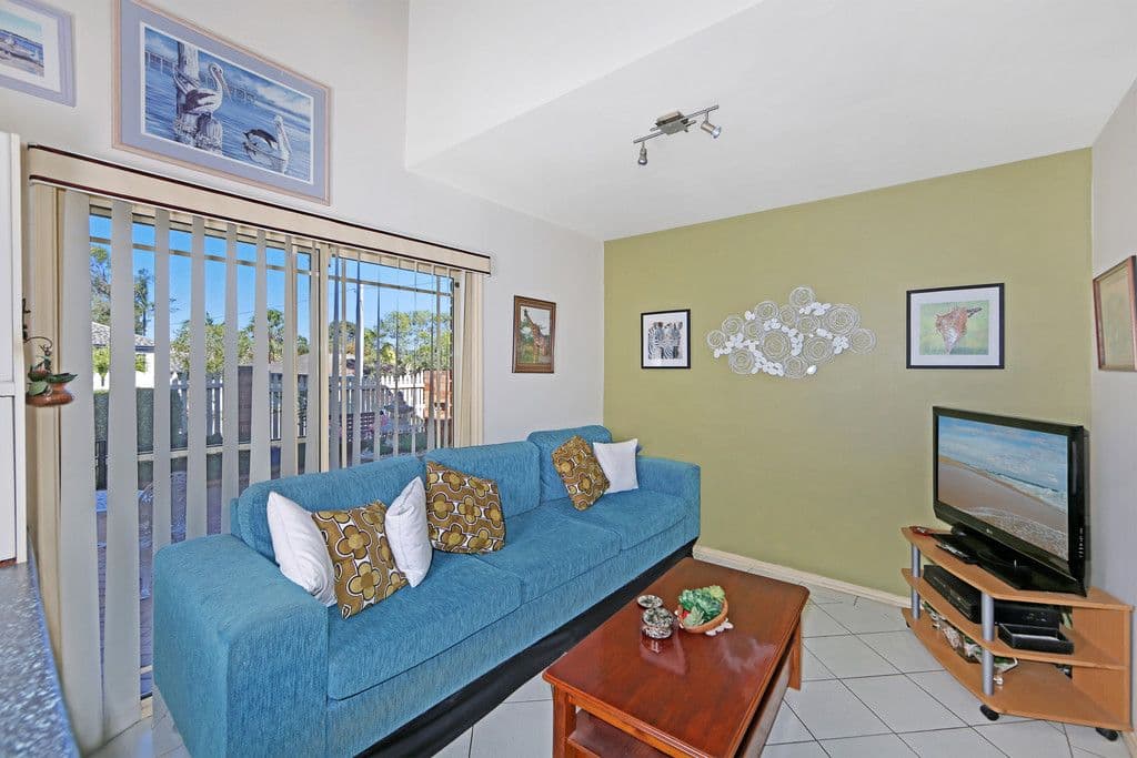 21 Talara Avenue, Bateau Bay NSW 2261, Bateau Bay - Thumbnail 5