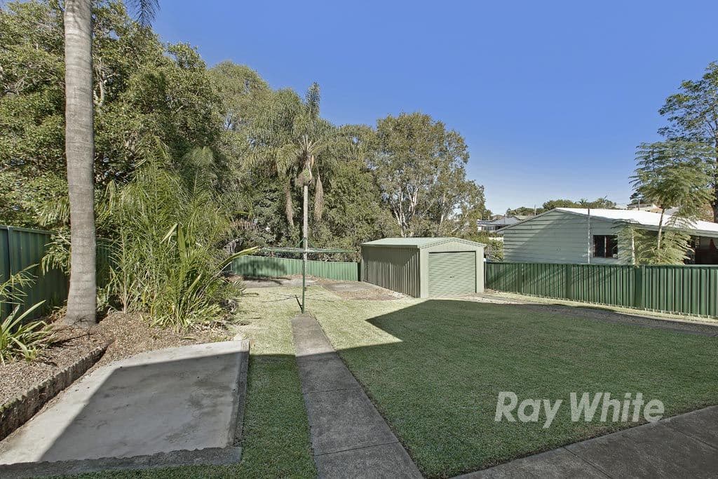 4 Macquarie Road, Fennell Bay - Thumbnail 3
