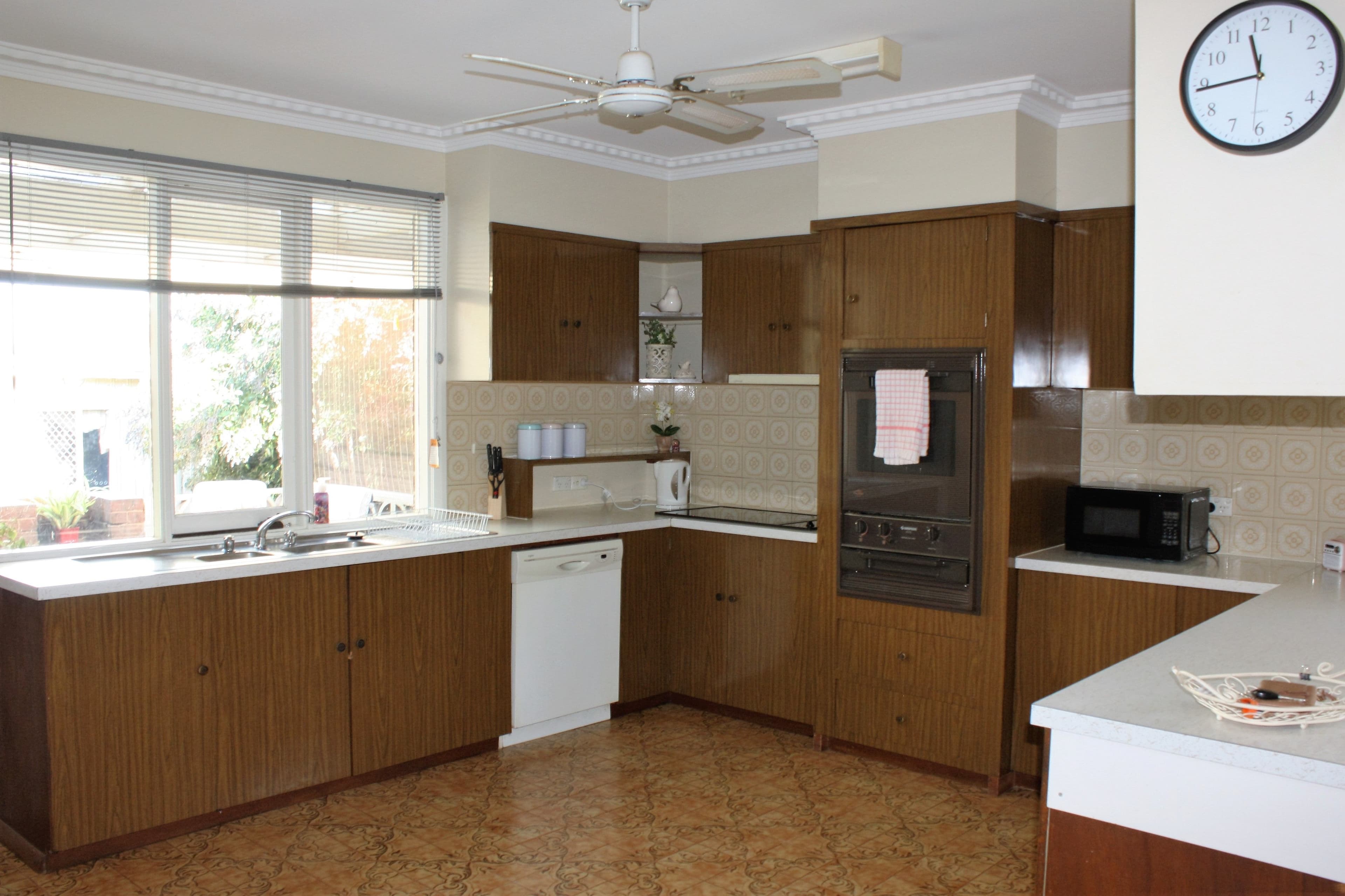 11 Brush Tail Court, BOYNE ISLAND QLD 4680, Boyne Island Property Image - Thumbnail 4