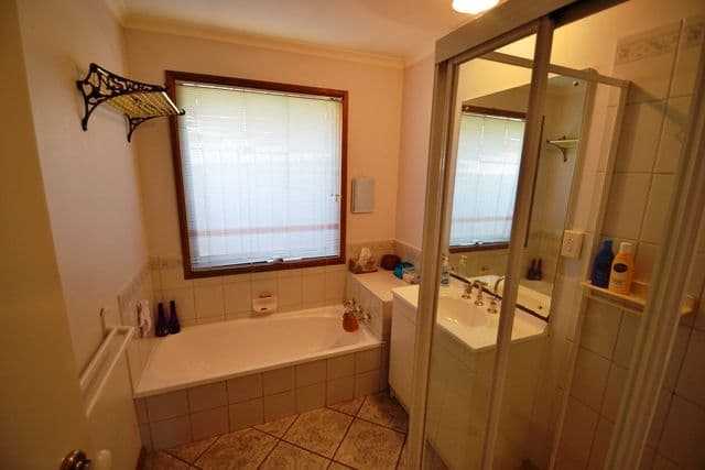 6 Creedon Court, Seymour VIC 3660, Seymour - Thumbnail 8