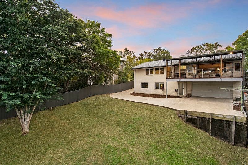 26 Gem Road, Kenmore QLD 4069, Kenmore - Thumbnail 3