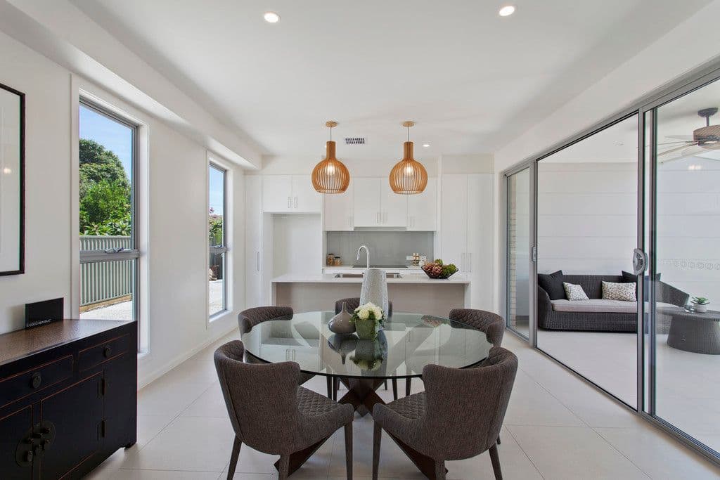 5 Albion Avenue, Miami QLD 4220, Miami - Thumbnail 2