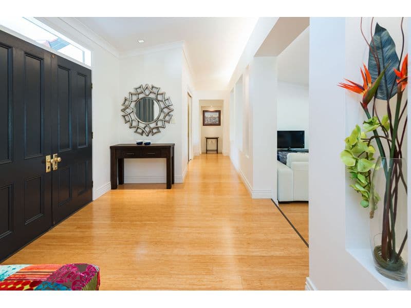 8 Newbury Place, Carindale QLD 4152, Carindale - Thumbnail 6