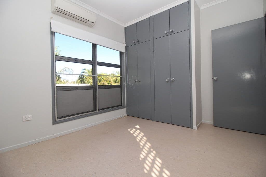 7 Maguire Place, Emerald QLD 4720, Emerald - Thumbnail 8