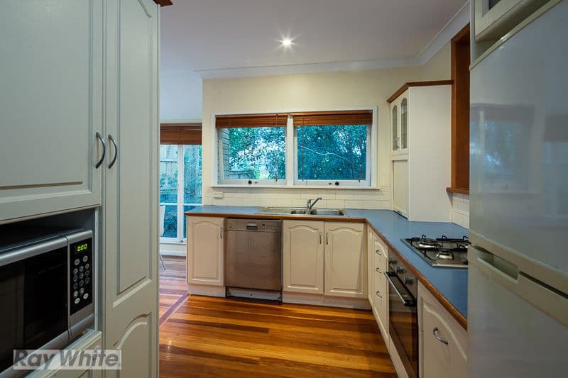 25 Newbolt Street, Holland Park QLD 4121, Holland Park - Thumbnail 5