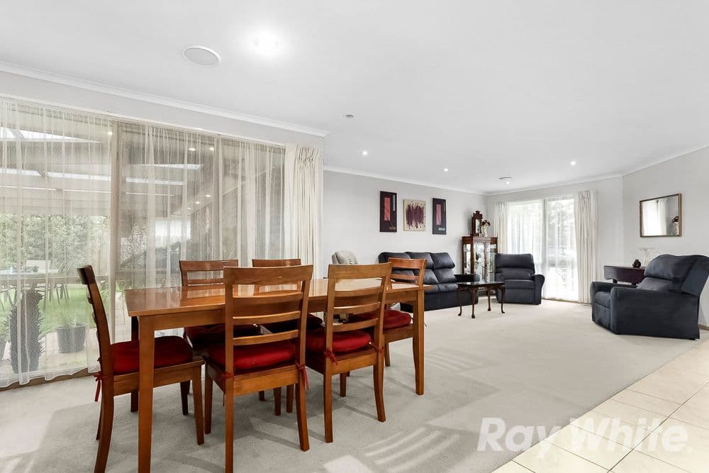 15 Minya Court, Rowville VIC 3178, Rowville - Thumbnail 3