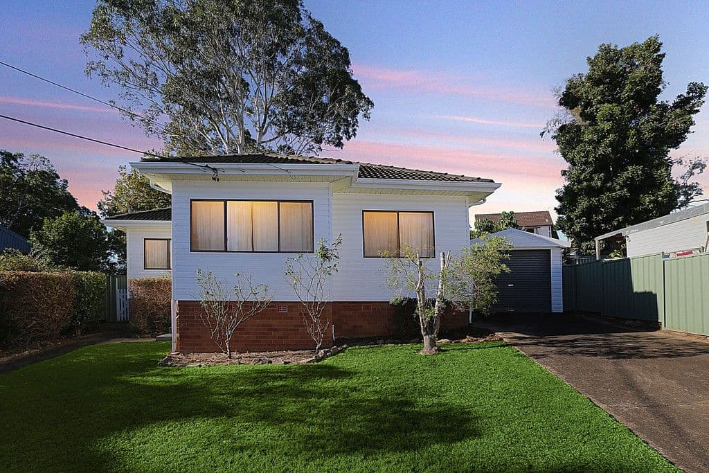 26 Fewtrell Avenue, Revesby Heights - Image 1