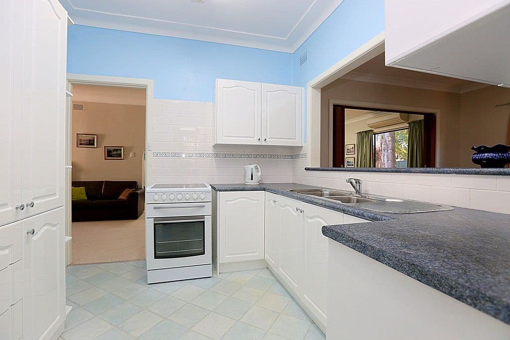 26 Fewtrell Avenue, Revesby Heights - Thumbnail 3