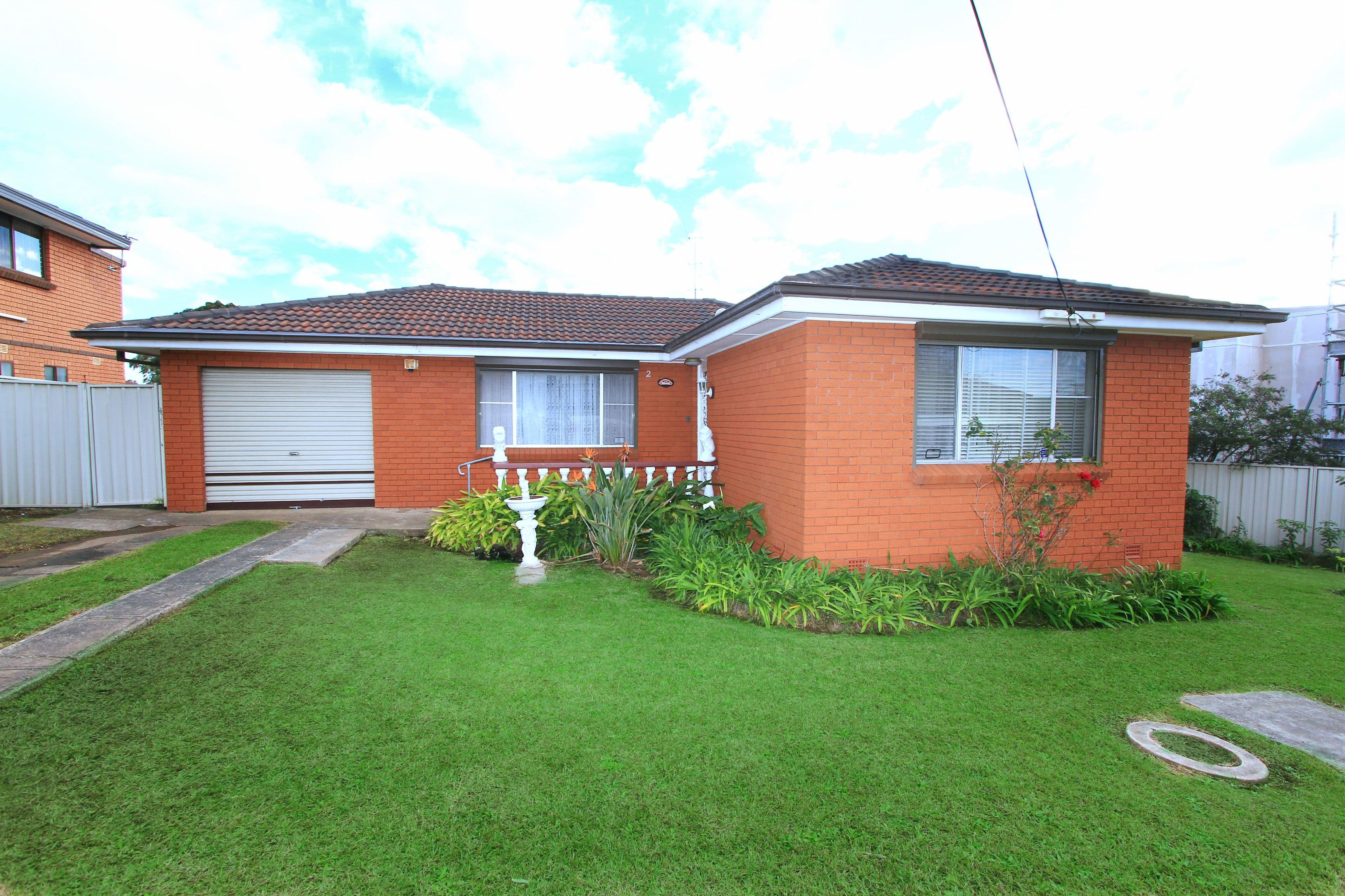 2 Captain Cook Drive, Barrack Heights - Image 1
