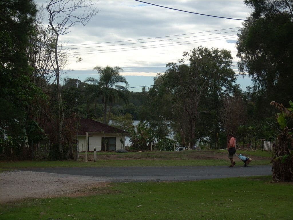 4 Oxford Road, Russell Island QLD 4184, Russell Island - Thumbnail 3