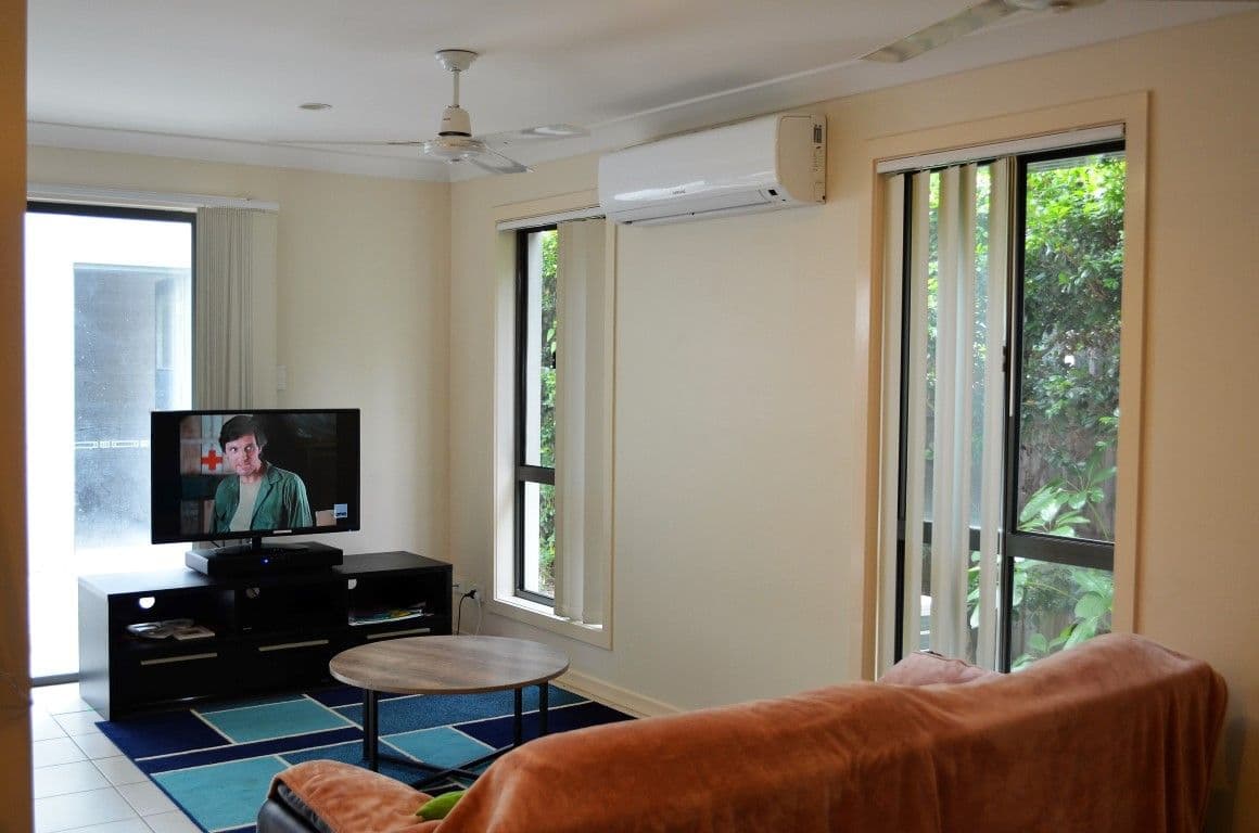 16 Seashell Avenue, Coomera QLD 4209, Coomera - Thumbnail 3