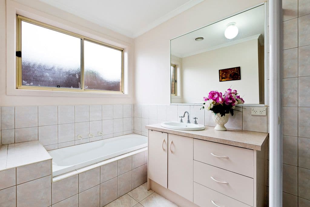 4 Celia Court, Chadstone VIC 3148, Chadstone - Thumbnail 5