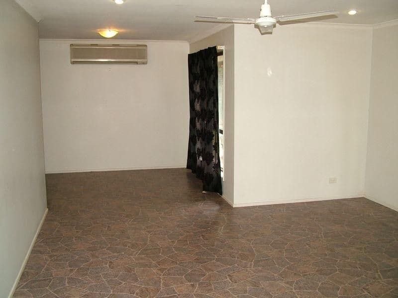 85 Drews Road, Tanah Merah QLD 4128, Tanah Merah - Thumbnail 4