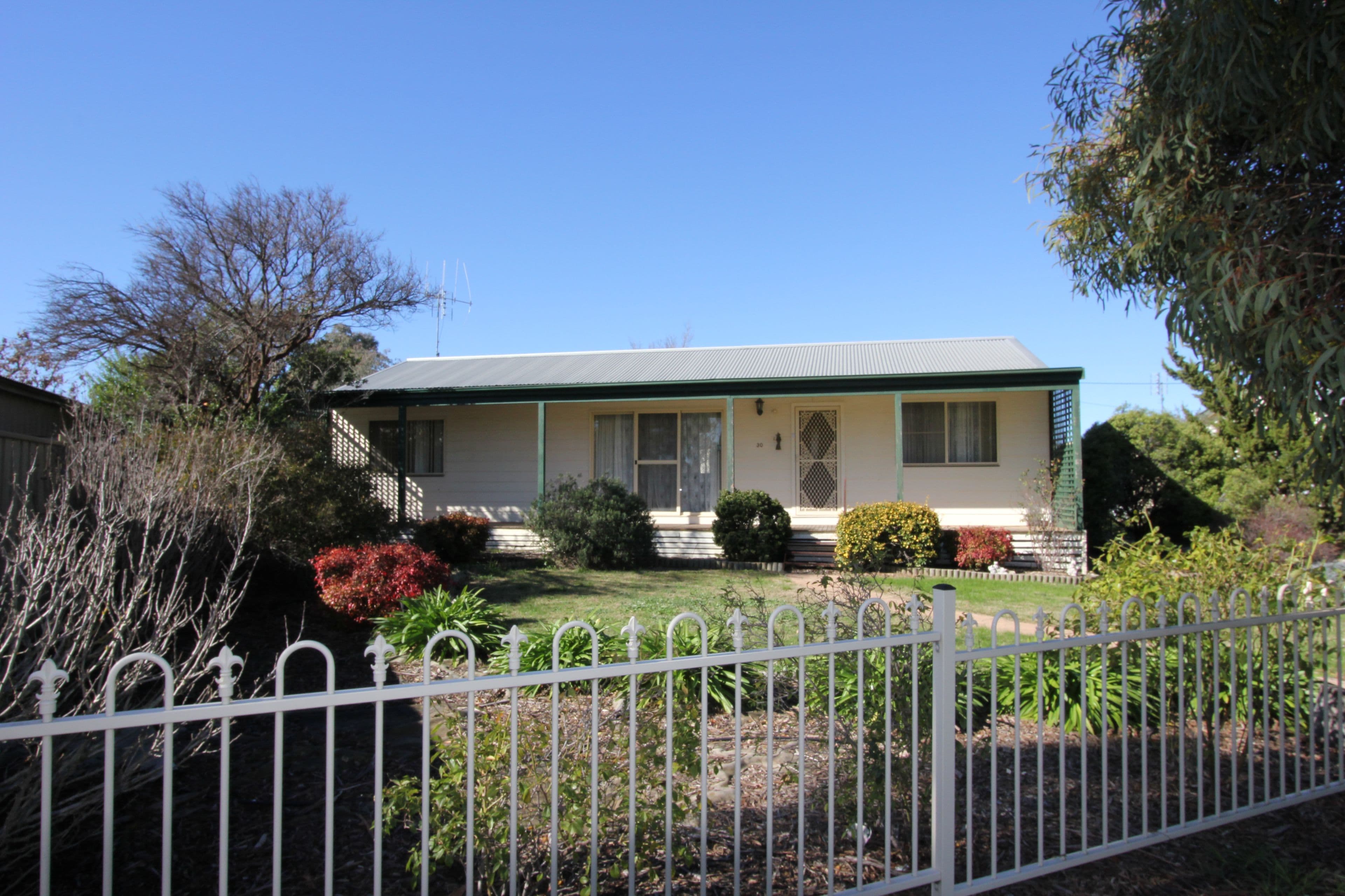30 Court Street, Boorowa - Thumbnail 2