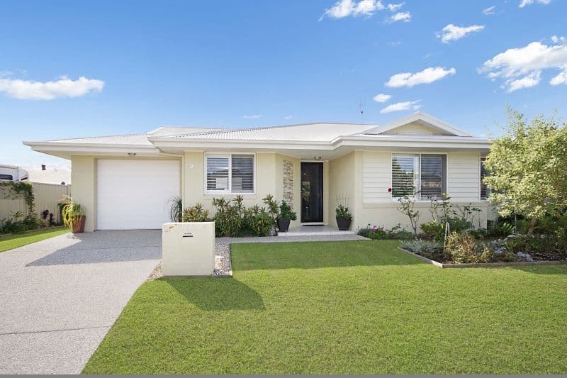 1 Flinders Place, Yamba - Image 1
