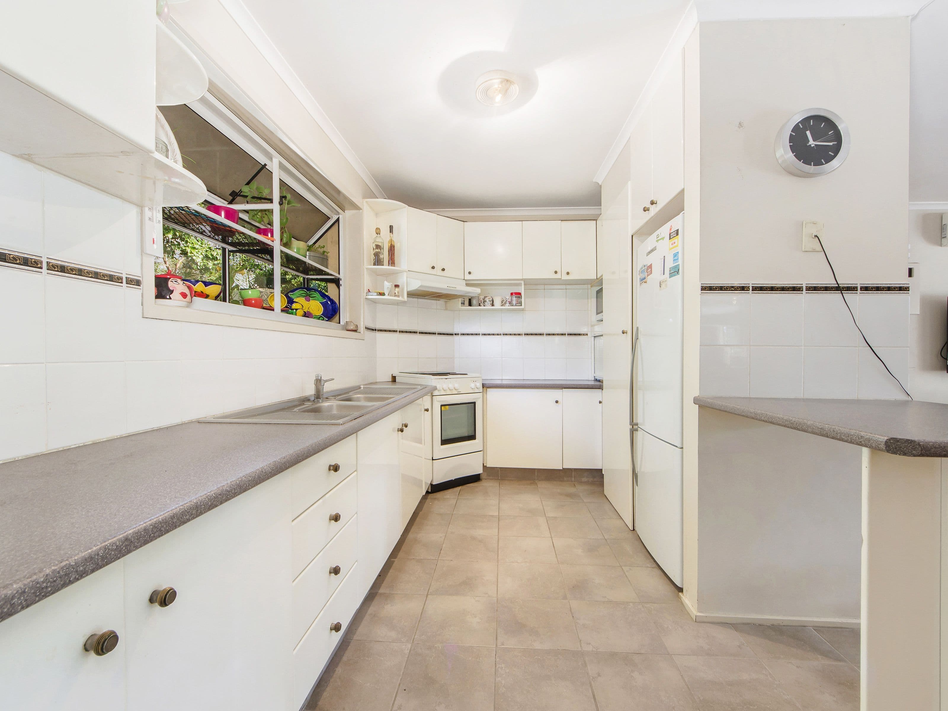86 Slatyer Avenue, Bundall QLD 4217, Bundall - Thumbnail 4