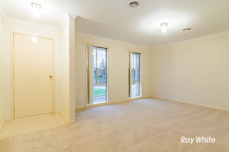 4 Kismet Close, Cranbourne West VIC 3977, Cranbourne West - Thumbnail 4