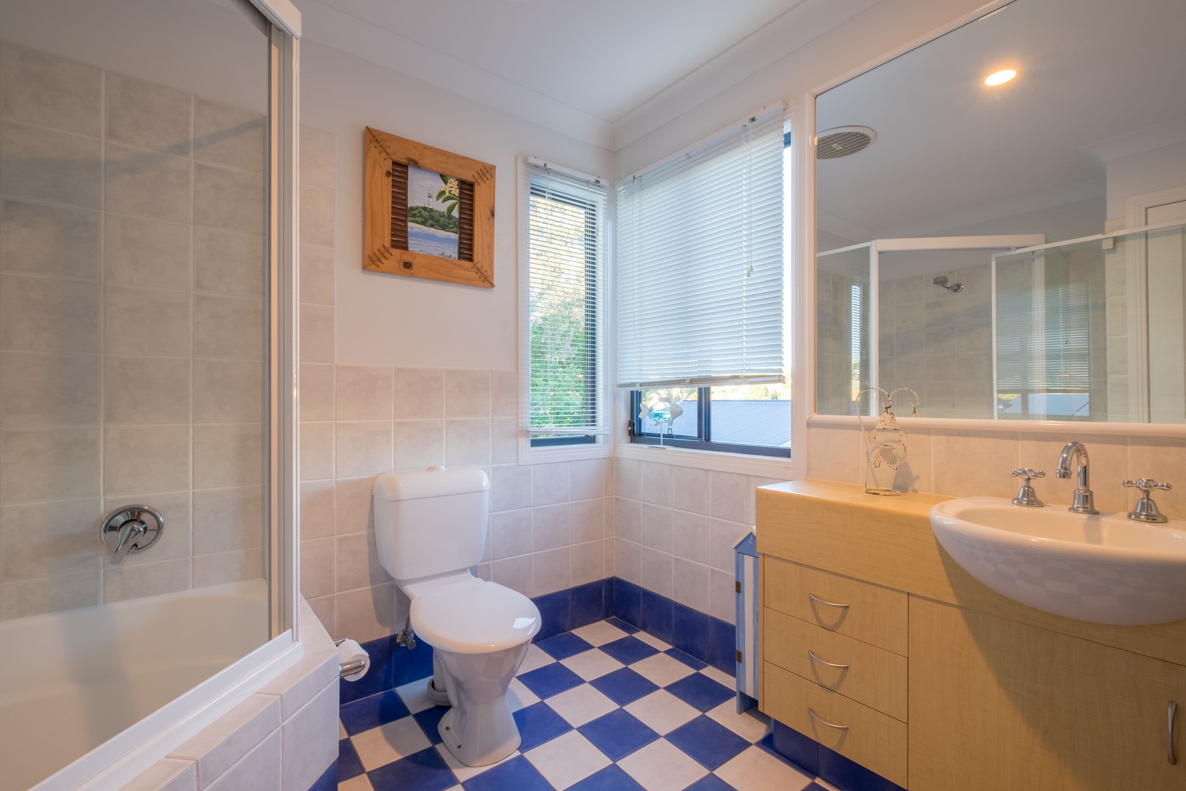 138 Sunshine Parade, Miami QLD 4220, Miami - Thumbnail 8