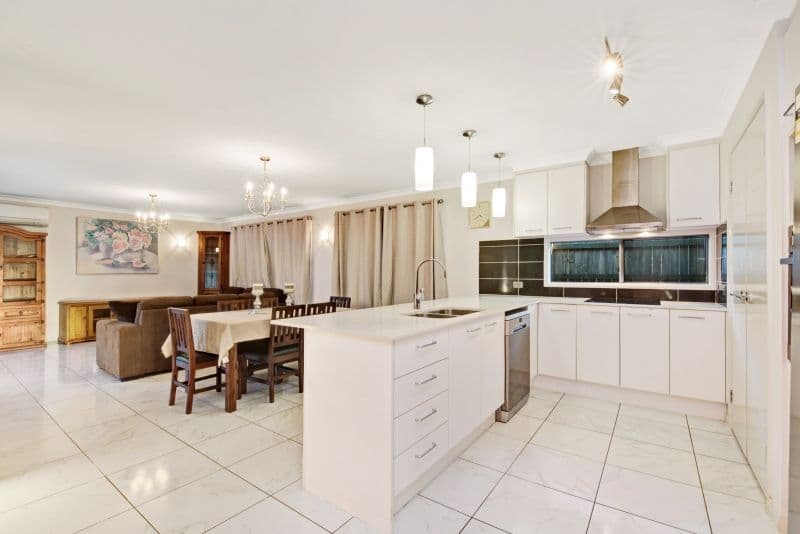 22 Wallarah Parade, North Lakes QLD 4509, North Lakes - Thumbnail 2