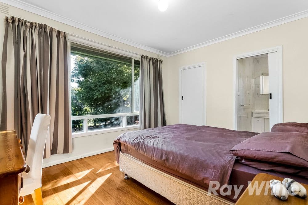 4 Crocus Crescent, Glen Waverley VIC 3150, Glen Waverley - Thumbnail 7