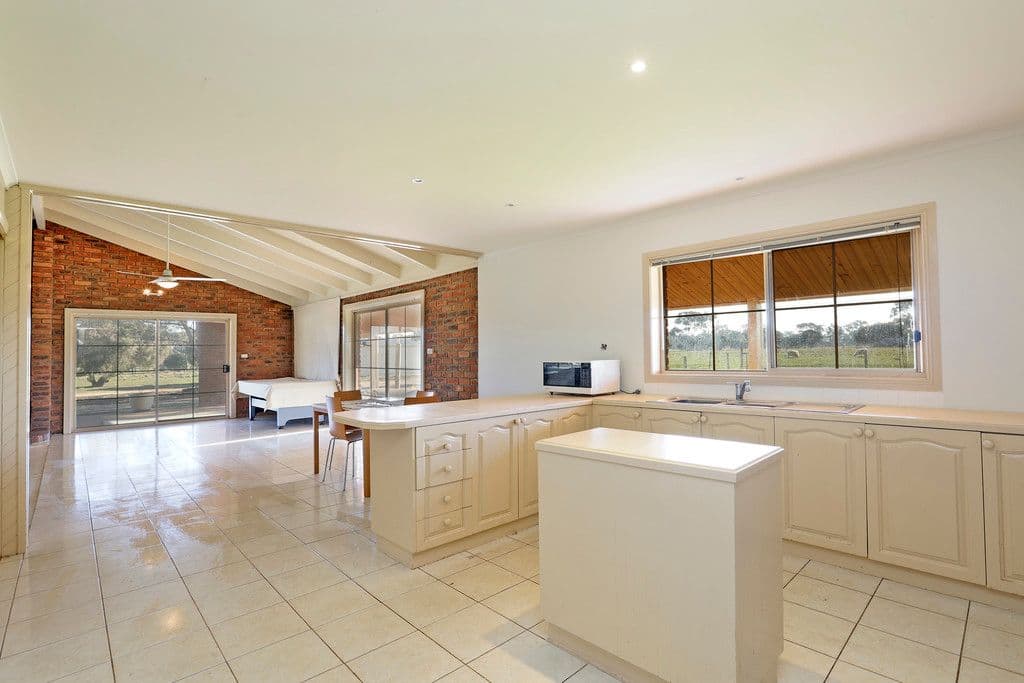 95 McIntosh Road, Little River VIC 3211, Little River - Thumbnail 5