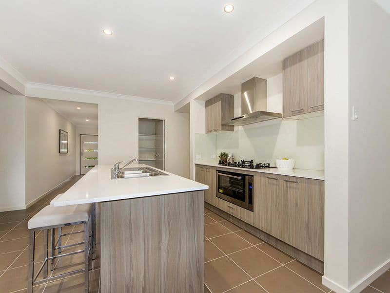 49 Oakover Avenue, Ormeau Hills QLD 4208, Ormeau Hills - Thumbnail 3