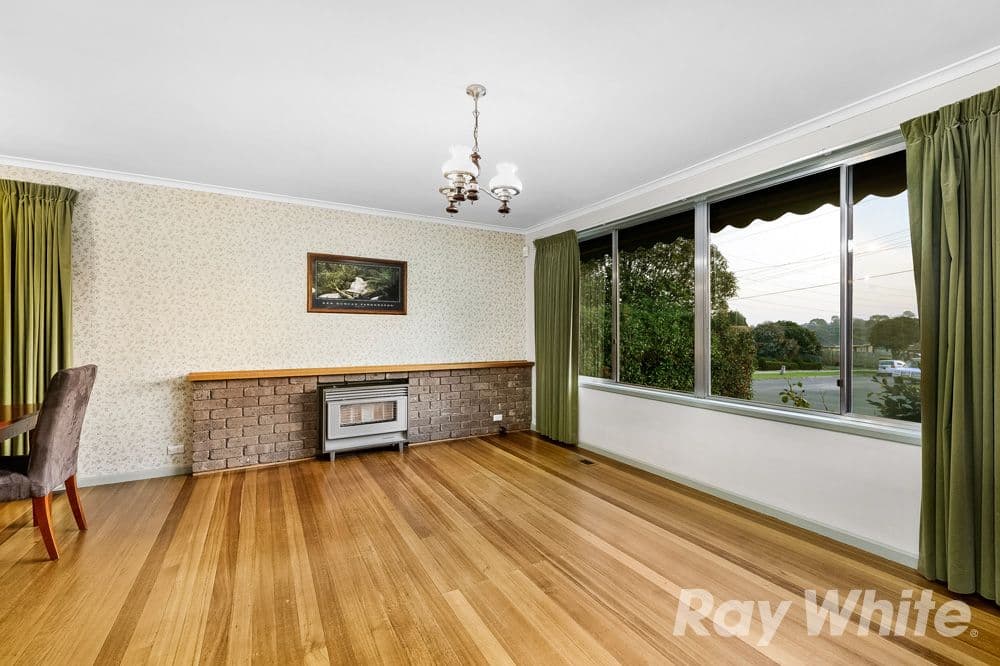 8 Huxley Avenue, Mulgrave VIC 3170, Mulgrave - Thumbnail 3