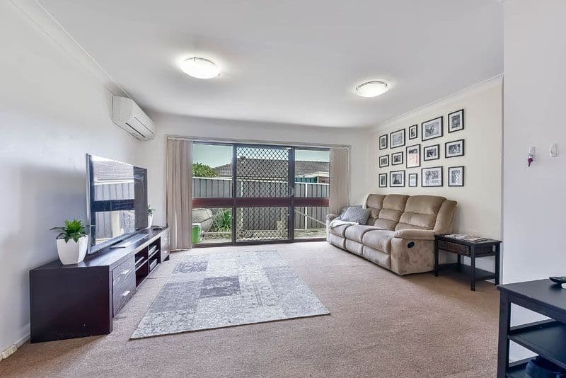 6 Dotteral Place, Ingleburn NSW 2565, Ingleburn - Thumbnail 2