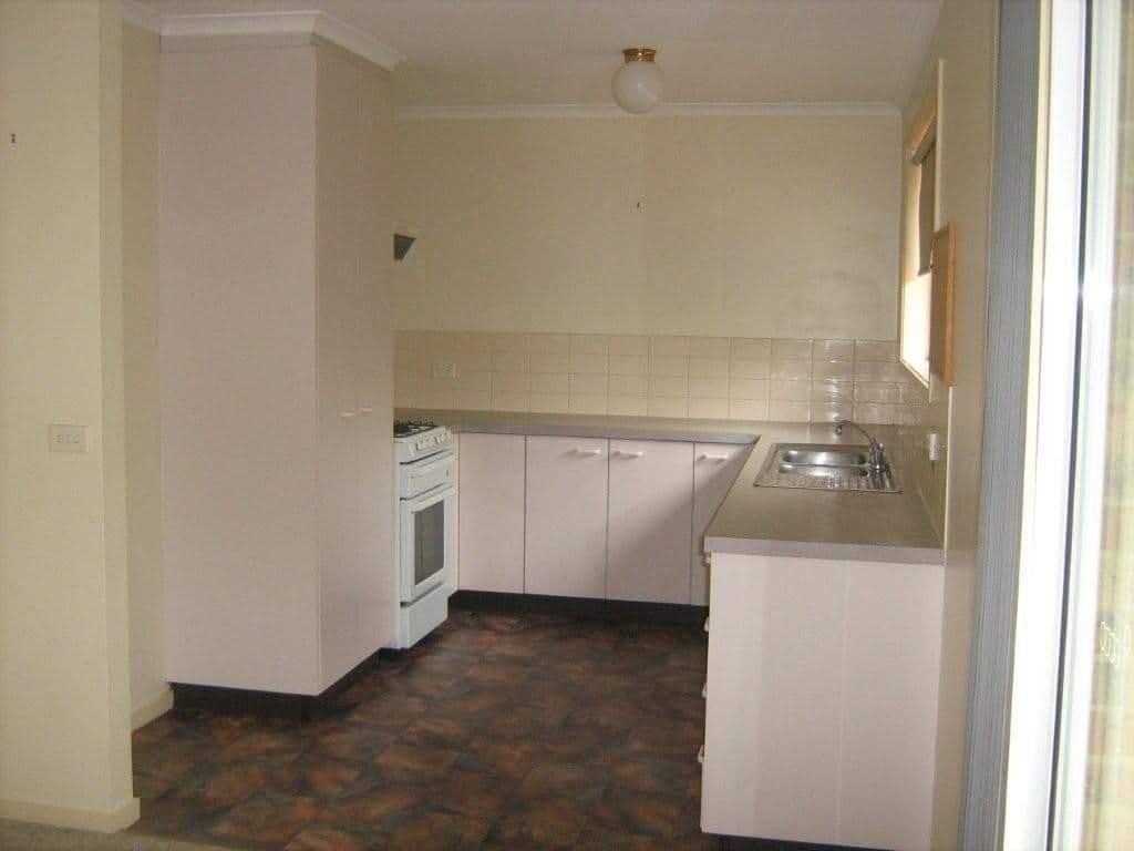 4/7 John Young Crescent, GREENWAY ACT 2900, Greenway - Thumbnail 2