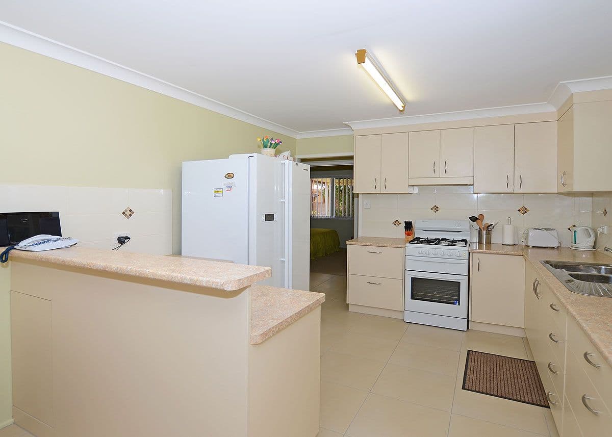 8 Tingira Terrace, Scarness QLD 4655, Scarness - Thumbnail 2