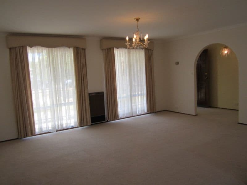 37 Mofflin Street, CHISHOLM ACT 2905, Chisholm - Thumbnail 2