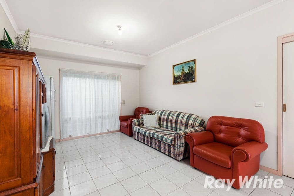 35 Carbon Crescent, Mill Park VIC 3082, Mill Park - Thumbnail 5